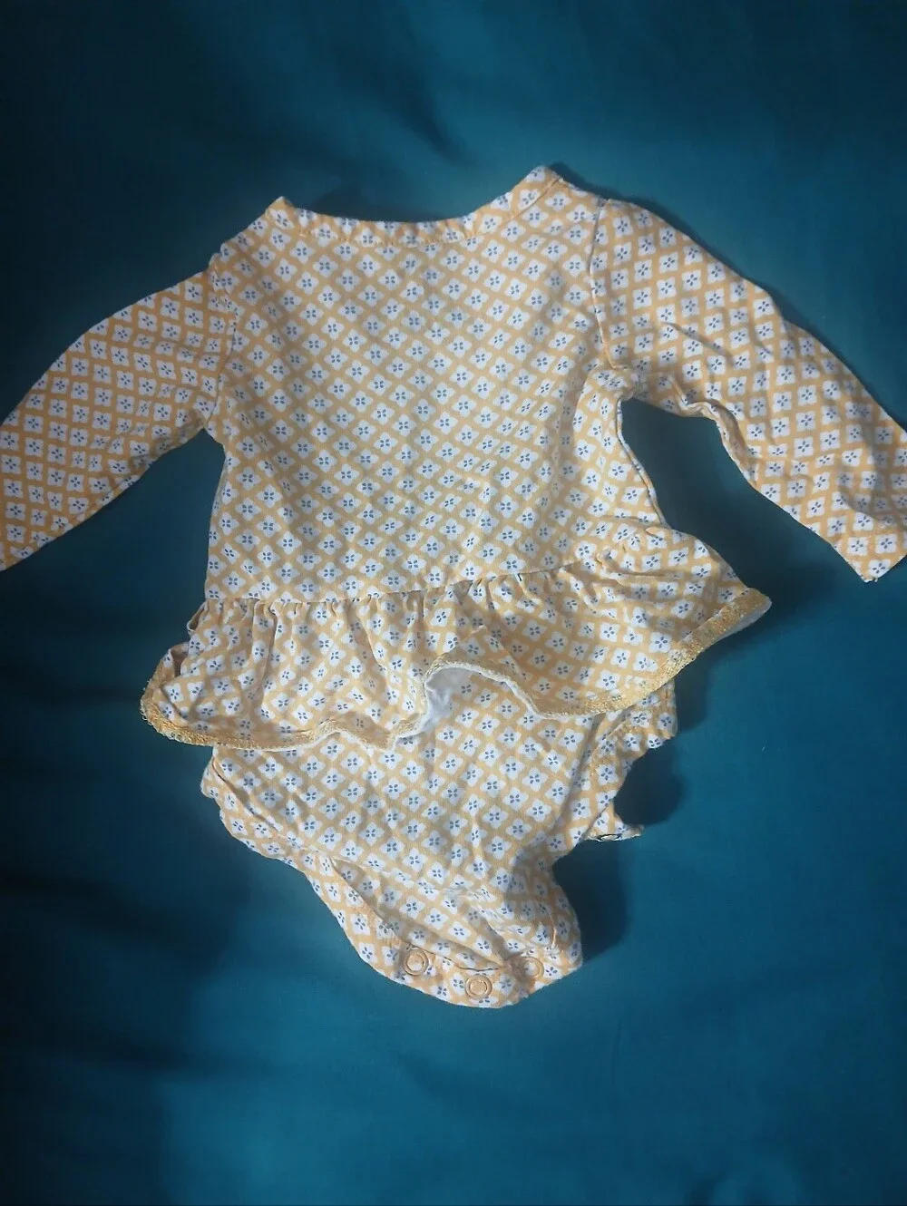 Carter's NB Baby Girls Yellow Bodysuit One-Piece (New Born 0 mos)